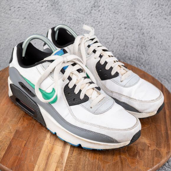Nike Air Max 90 Leather GS DV3607-102 Sneakers Youth 7 Womens Size 8.5 - Picture 1 of 9